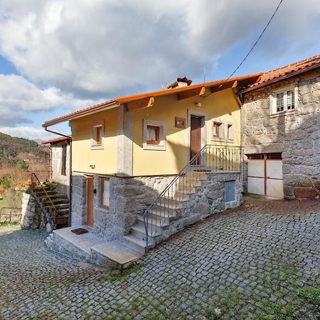 Casa Das Bonecas Vieira do Minho Exterior photo