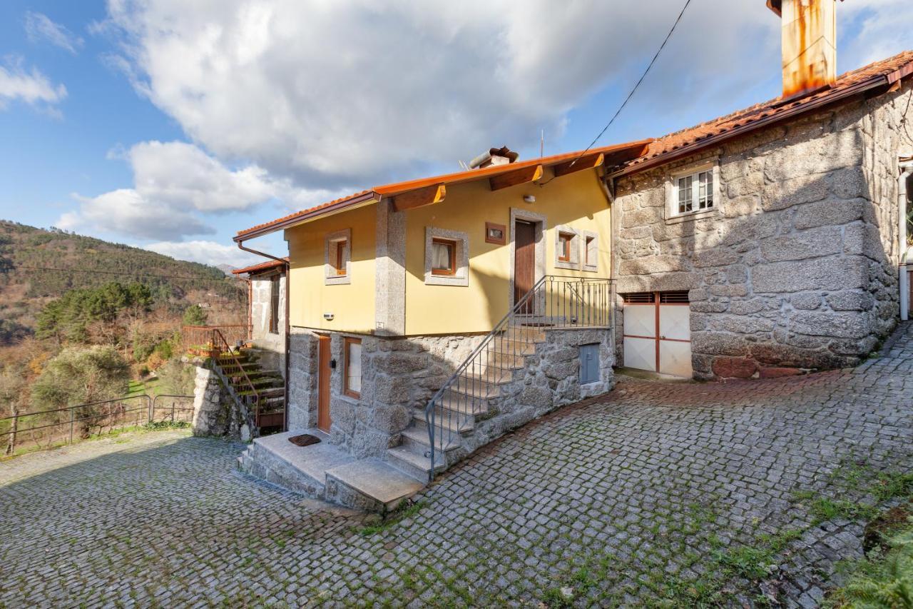 Casa Das Bonecas Vieira do Minho Exterior photo